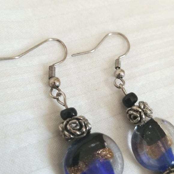 Vintage Silver Rose Glass Earrings - Picture 3 of 5